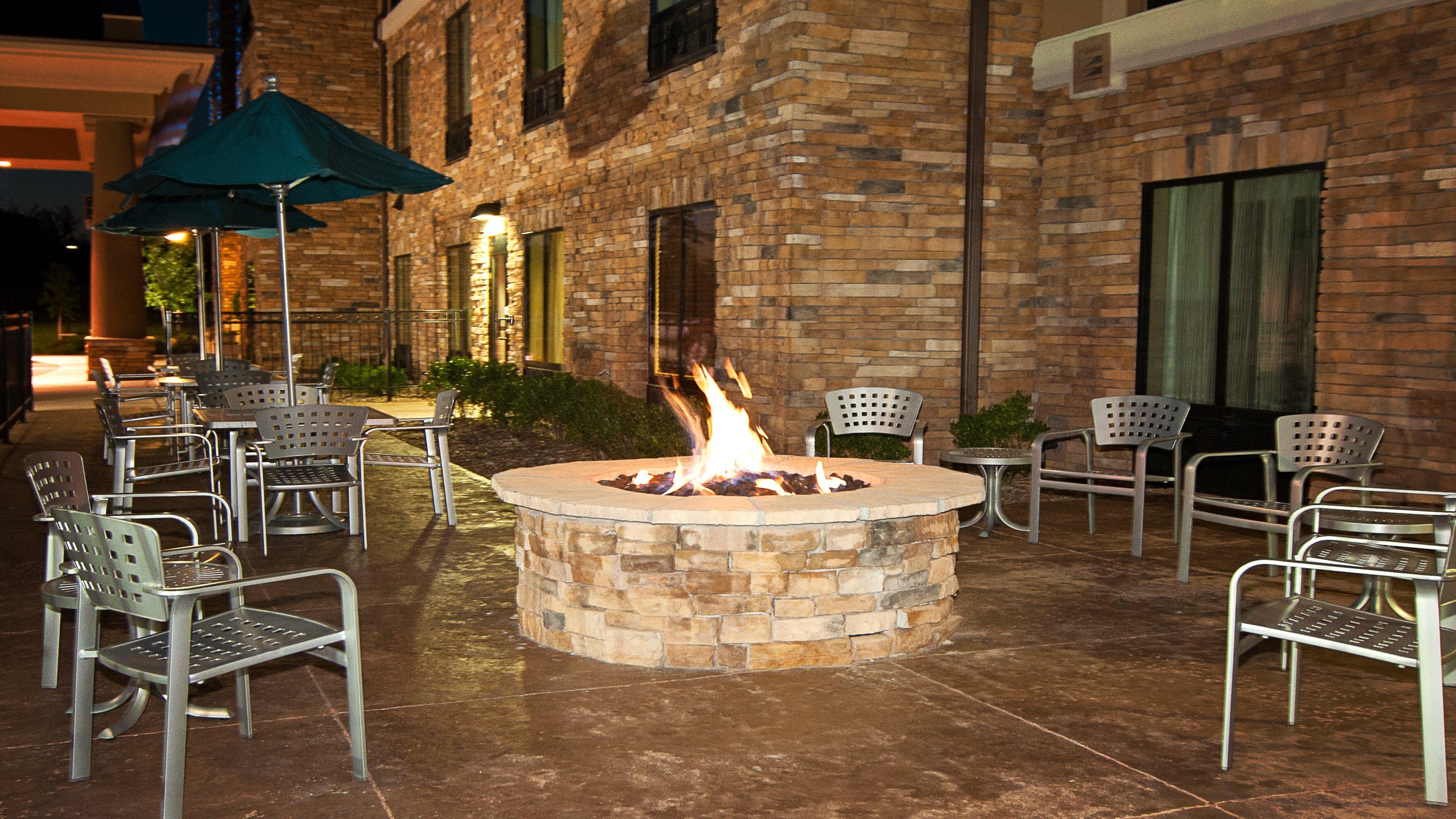 Holiday Inn Express Hotel & Suites Wichita Northeast By Ihg Dış mekan fotoğraf
