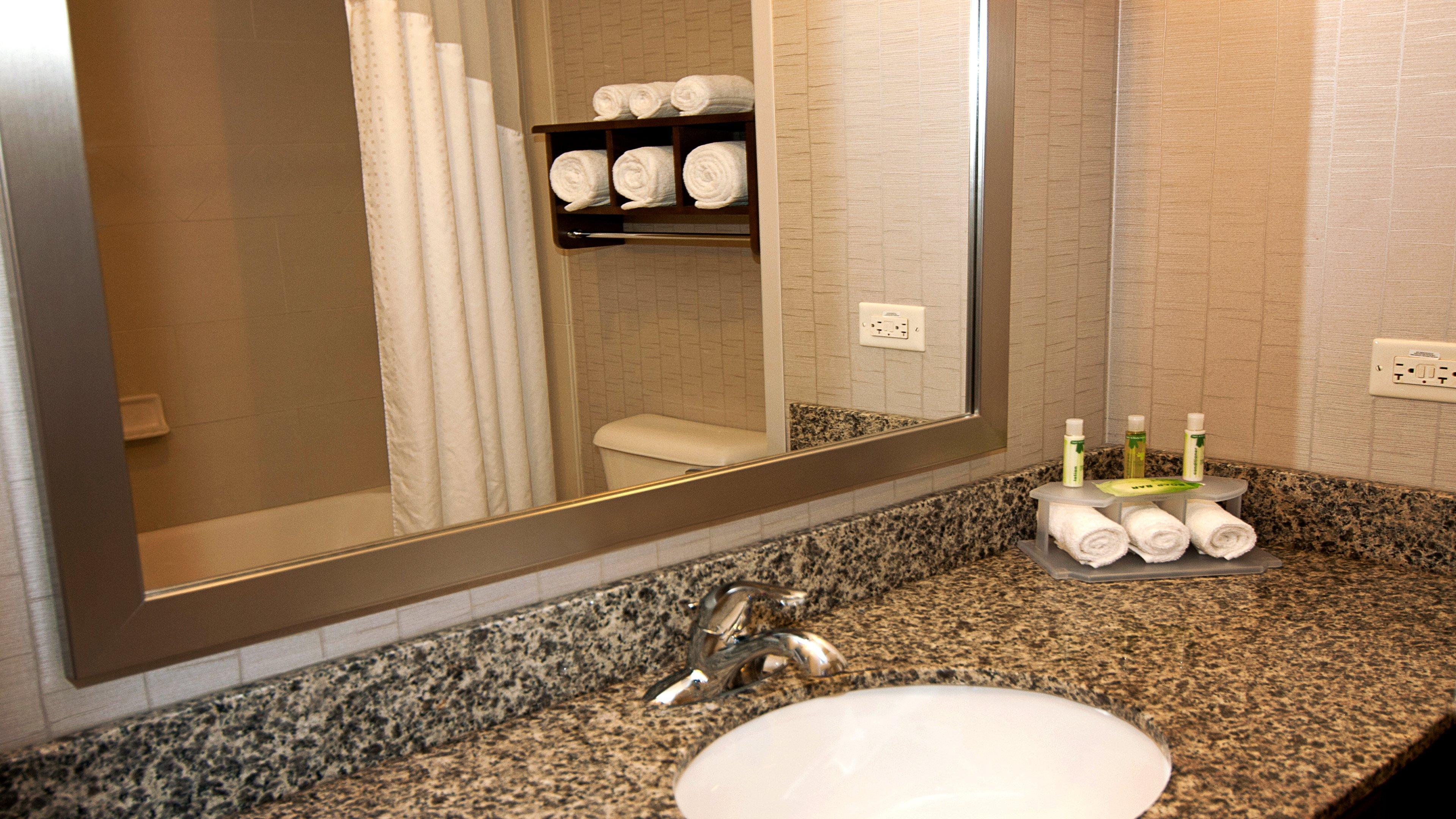 Holiday Inn Express Hotel & Suites Wichita Northeast By Ihg Dış mekan fotoğraf